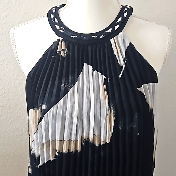 Adrienne Landau ONYX,Pleated Halter Top NWT. (Medium) - Picture 3 of 13